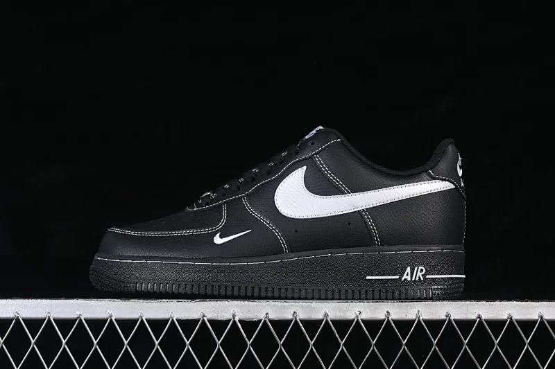 All categories Nk Air Force 1 Air Force series Nk Air Force 1 Low Air Force low-top Nike Air Force 1'07 Low black and silver small hook Air Force 1 low-top casual sneakers ZH0316-154